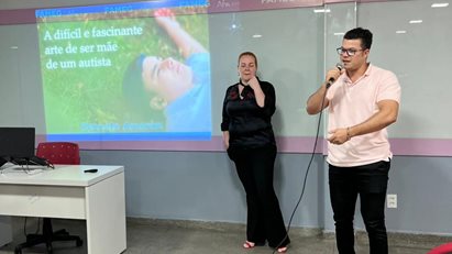 Abril Azul: palestra sobre ser mãe de criança autista