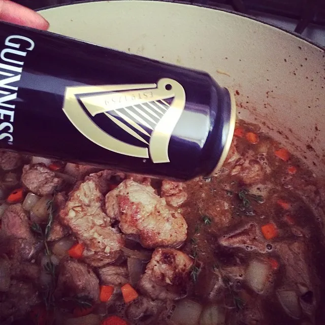 В St. Patrick’s Day - ирландское рагу с бараниной и овощами