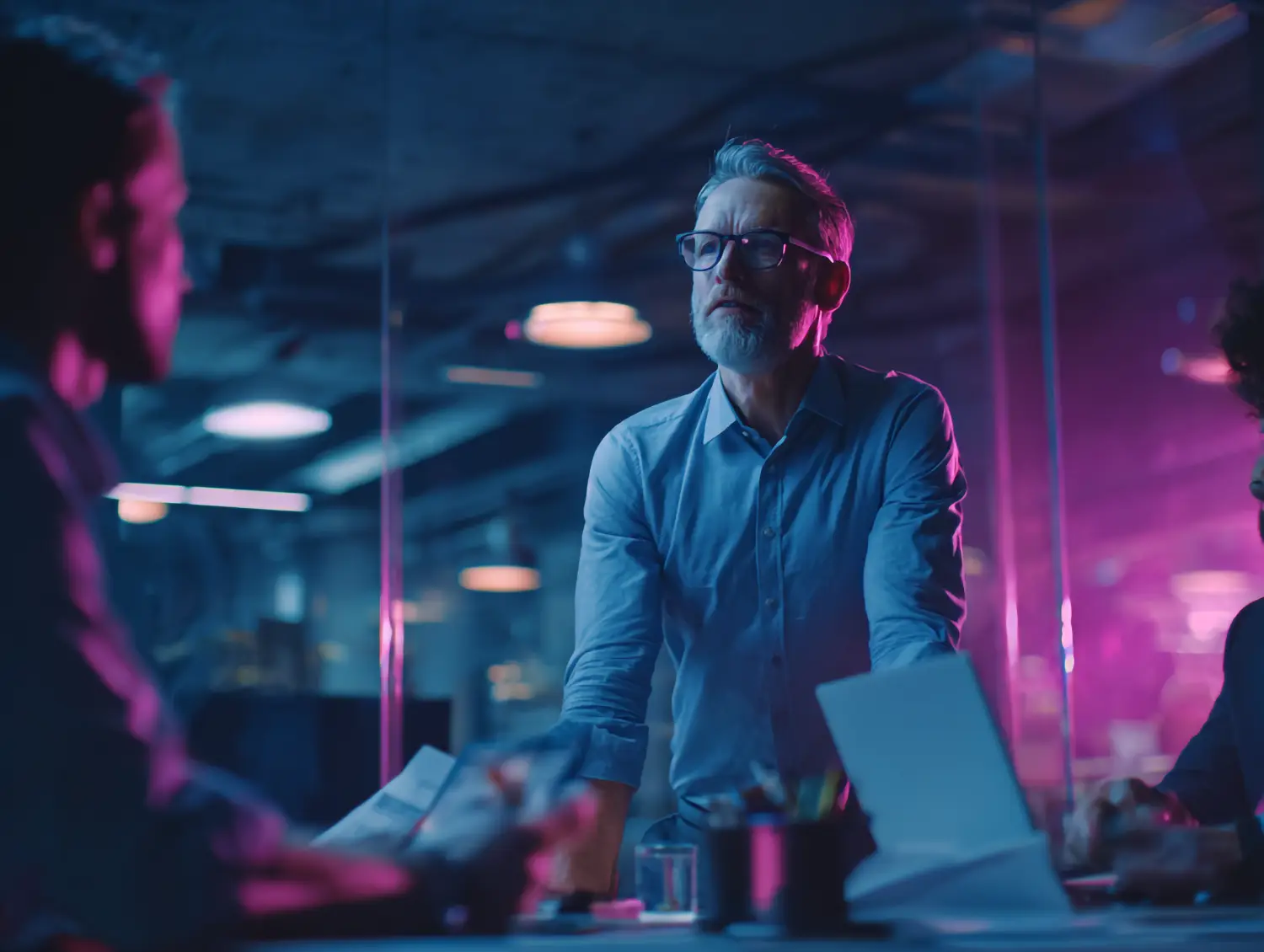 Warum Erfolg zu 80 % von Menschen abhängt - und wie du KI sicher, akzeptiert und wirksam im Alltag etablierst.