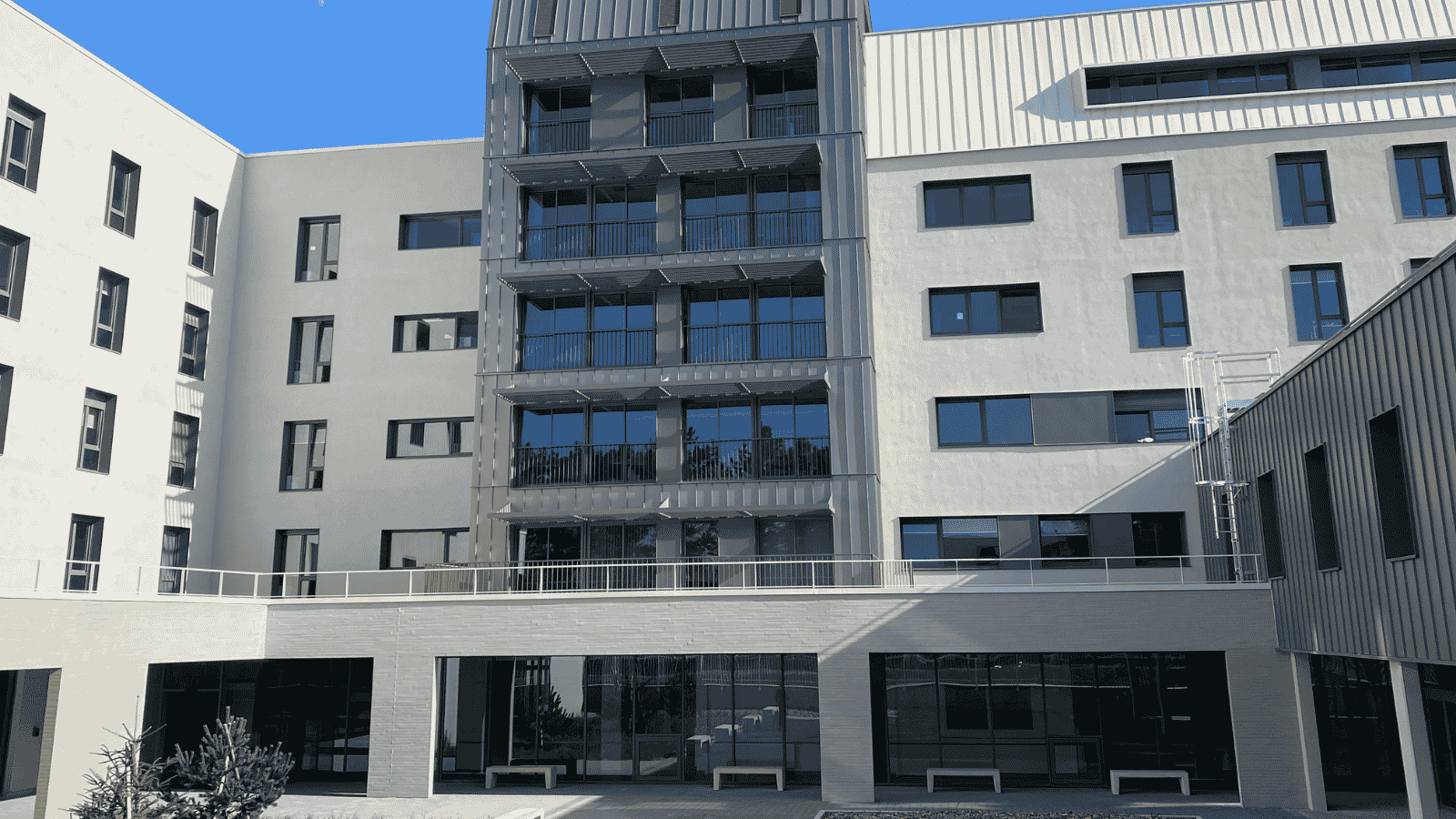 RE2020 et menuiseries aluminium : Uw, Sw, Bbio : ce que les architectes doivent savoir