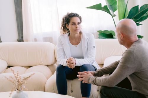 Understanding and Overcoming Imposter Syndrome: A Guide to Recognizing and Addressing Self-Doubt