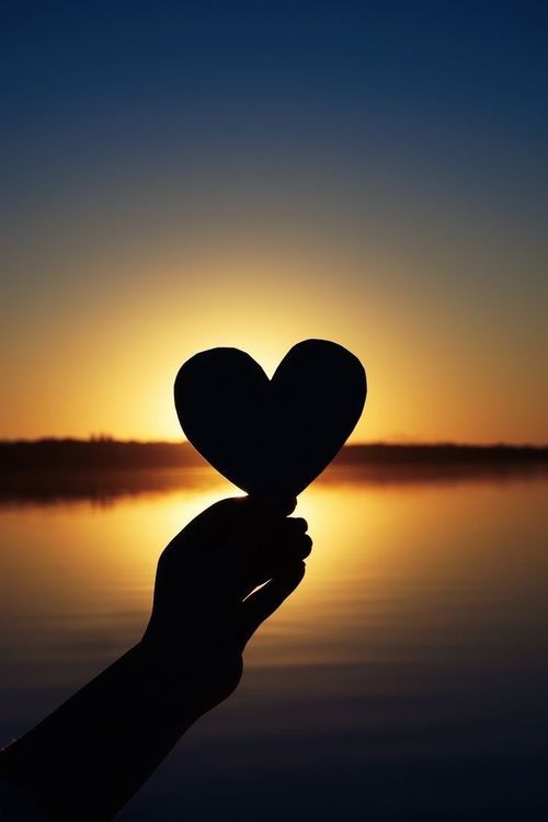 The Heart of Every Relationship: Trust, Kindness, and Communication