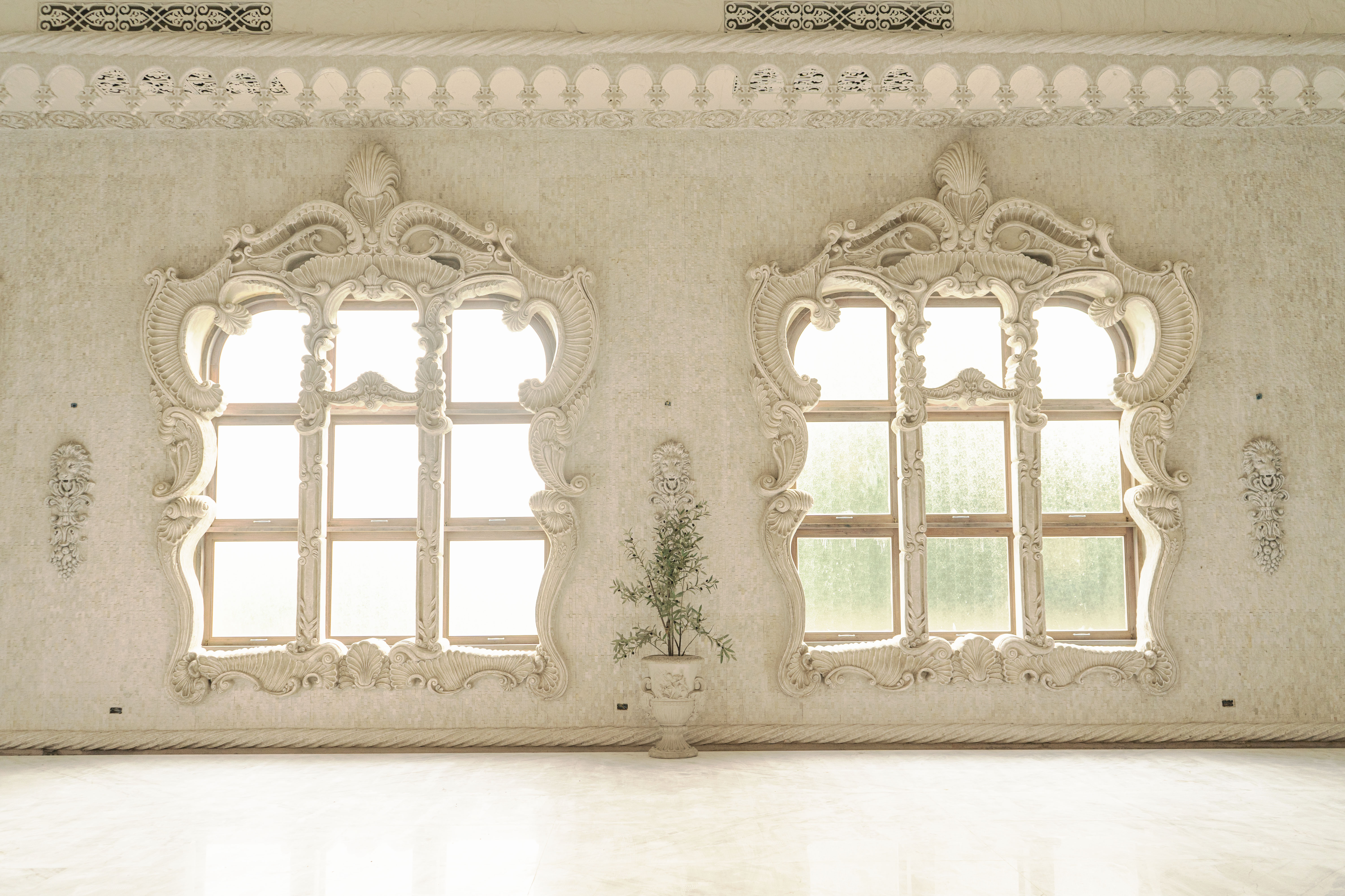 CHATEAU 