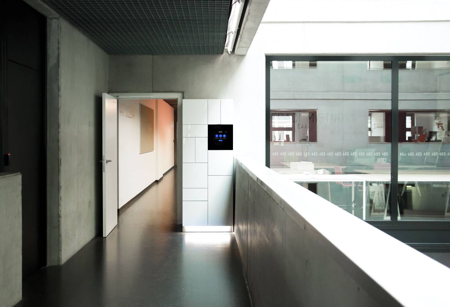 Residential parcel lockers for automated package delivery