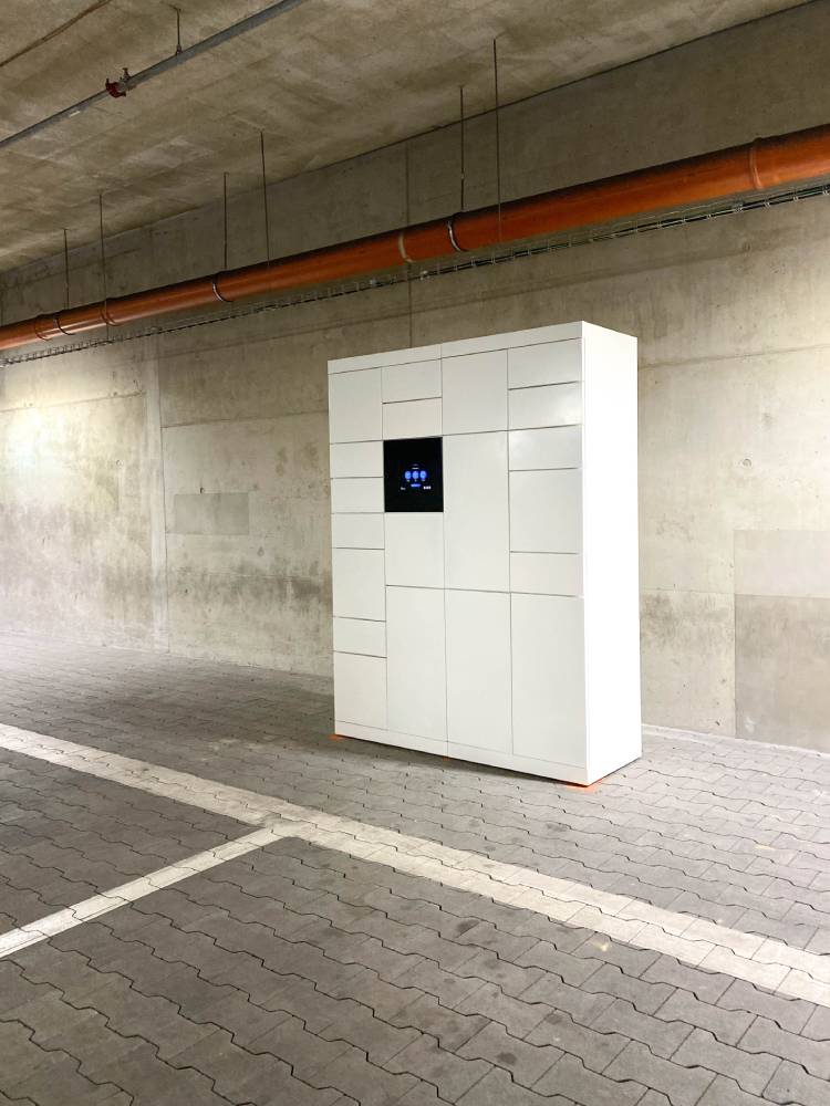 Custom locker powered by Blocks technology