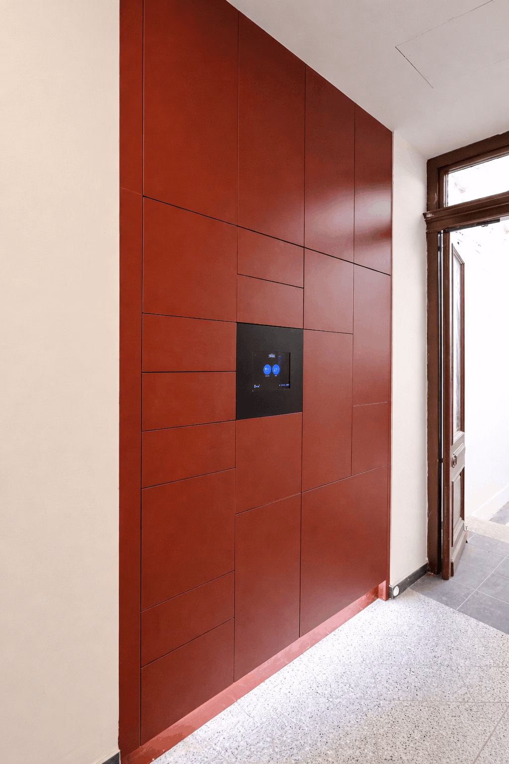 Residential parcel lockers for automated package delivery
