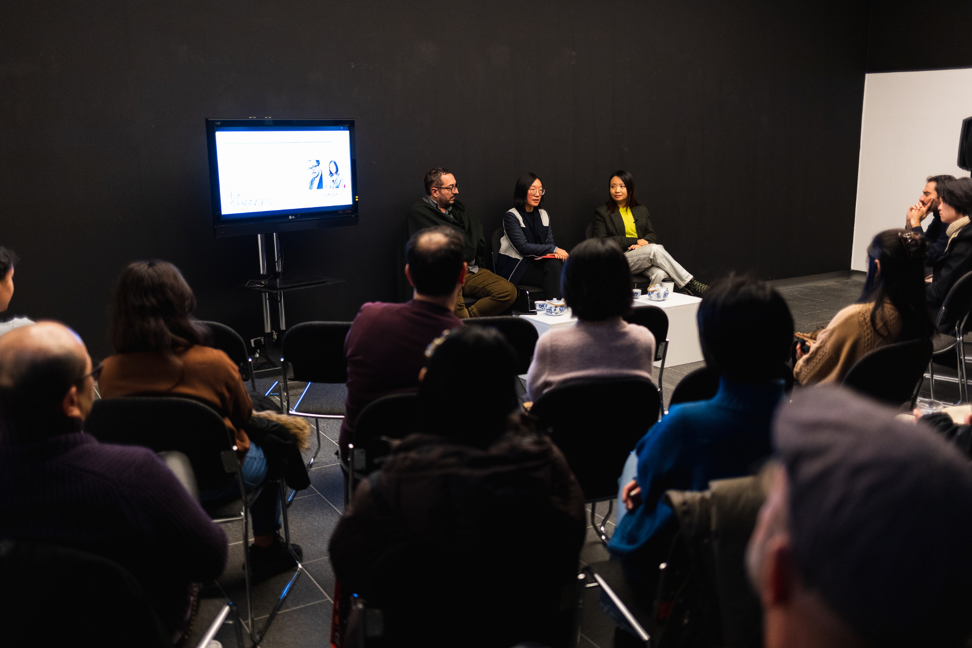 Cross-cultural Curation in and beyond Asia