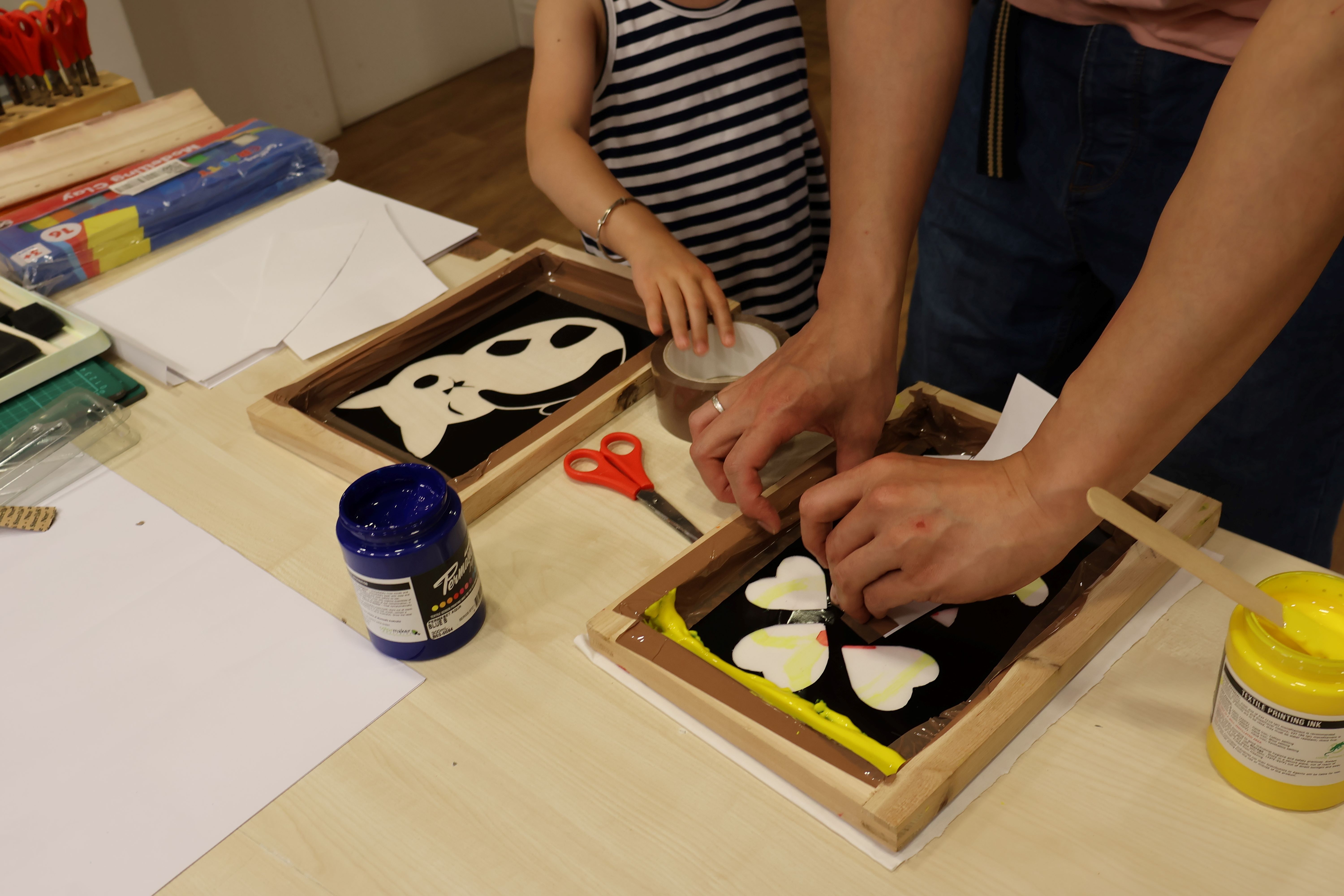Linocut workshop led by Pui Lee