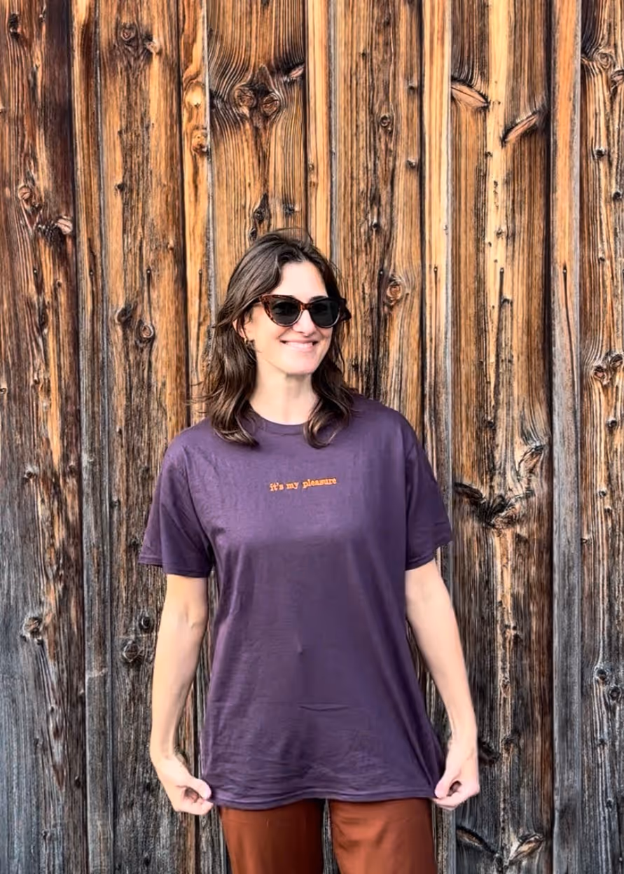 heyyoli it’s my pleasure t-shirt full length woman