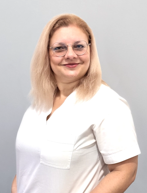 The photo shows Galina Chervinska — nurse of Mashtaler Ortho&Trauma Medical Center