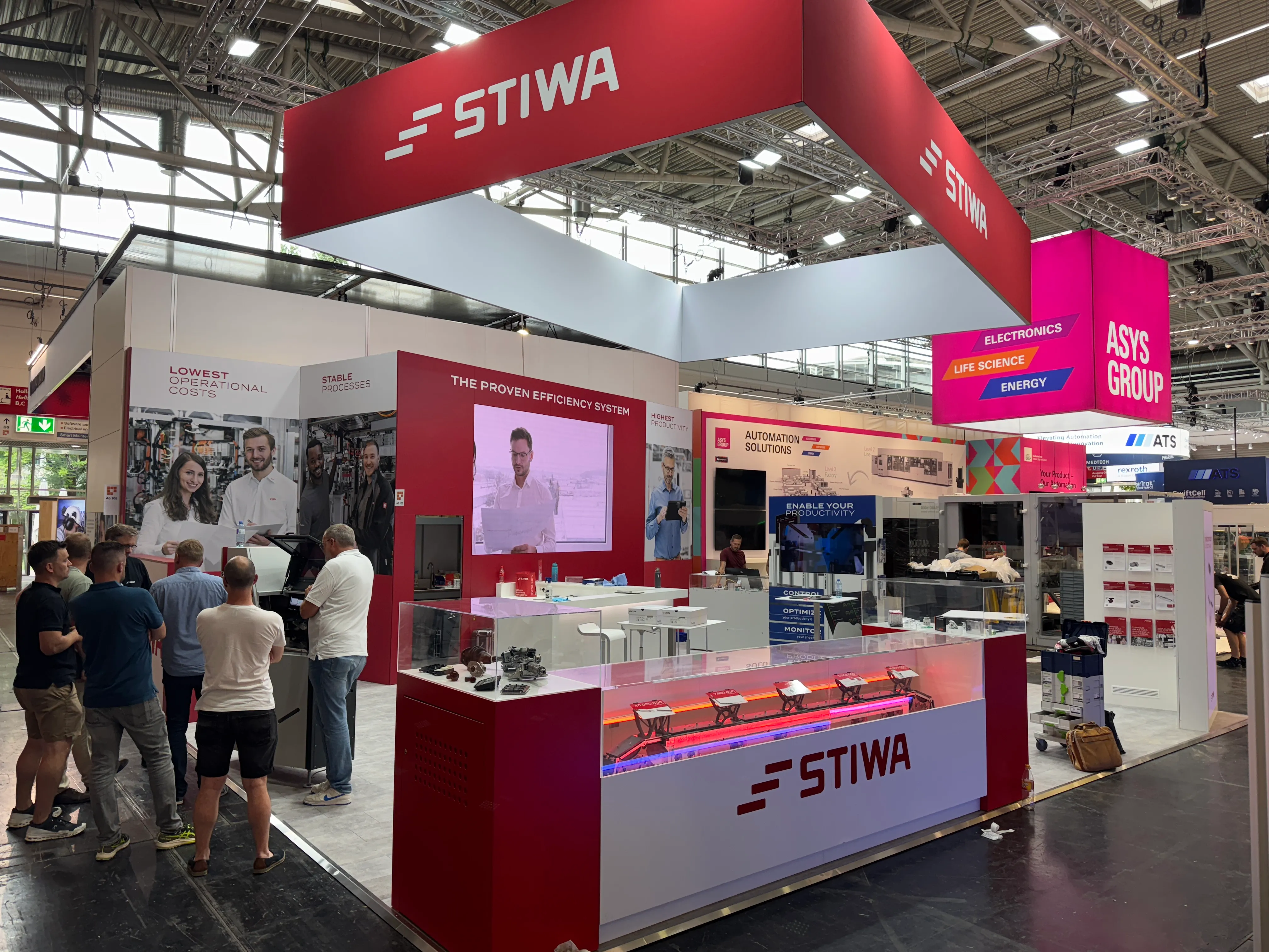 P21- Messebau | Kunden Messestand| LED-Wand | Messe | Beleuchtung | Trussing