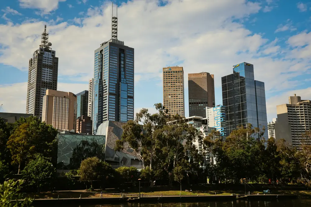 Main Melbourne 2