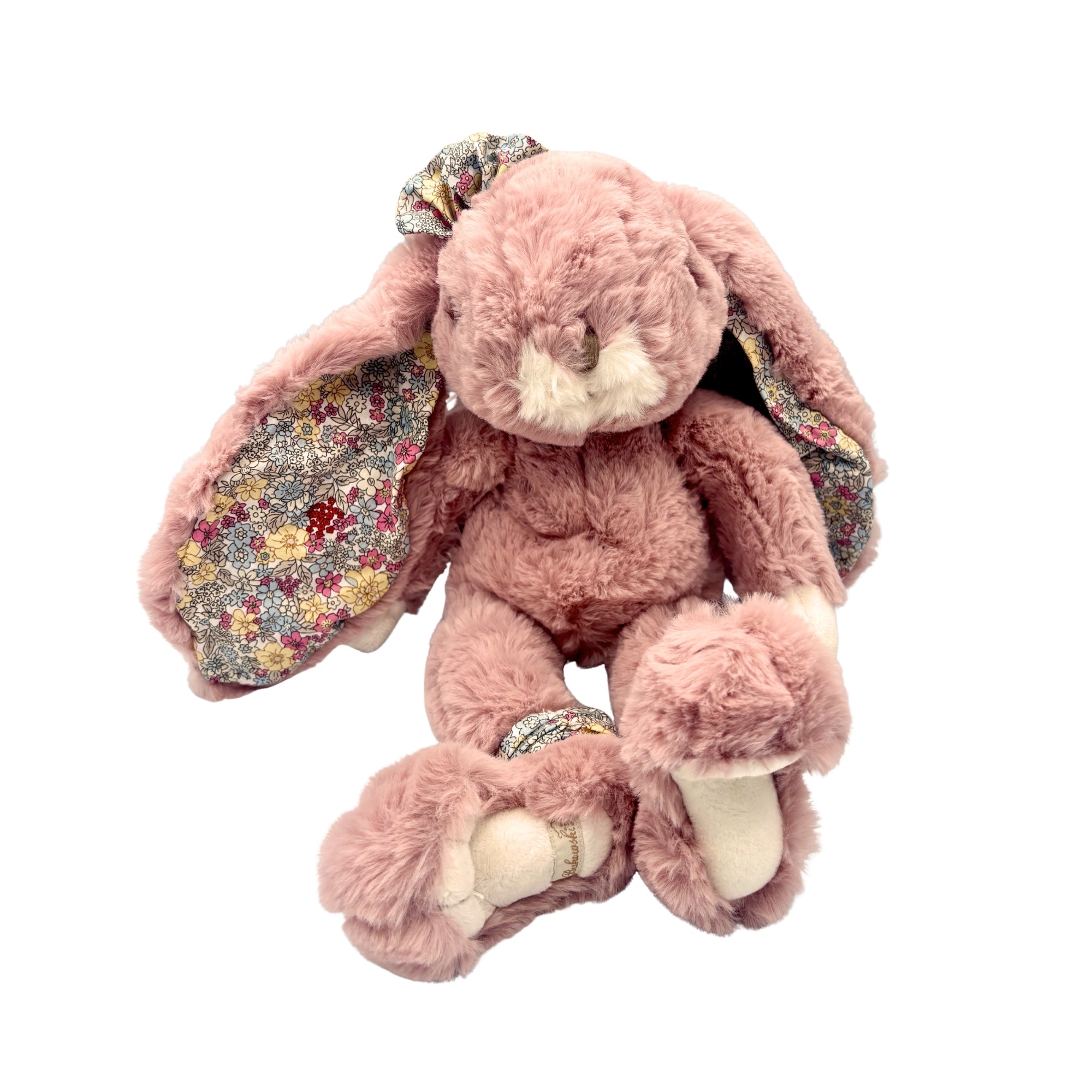 Peluche lapin rose poudré aux longues oreilles doublées de tissu fleuri et pattes crème, toucher doux et moelleux