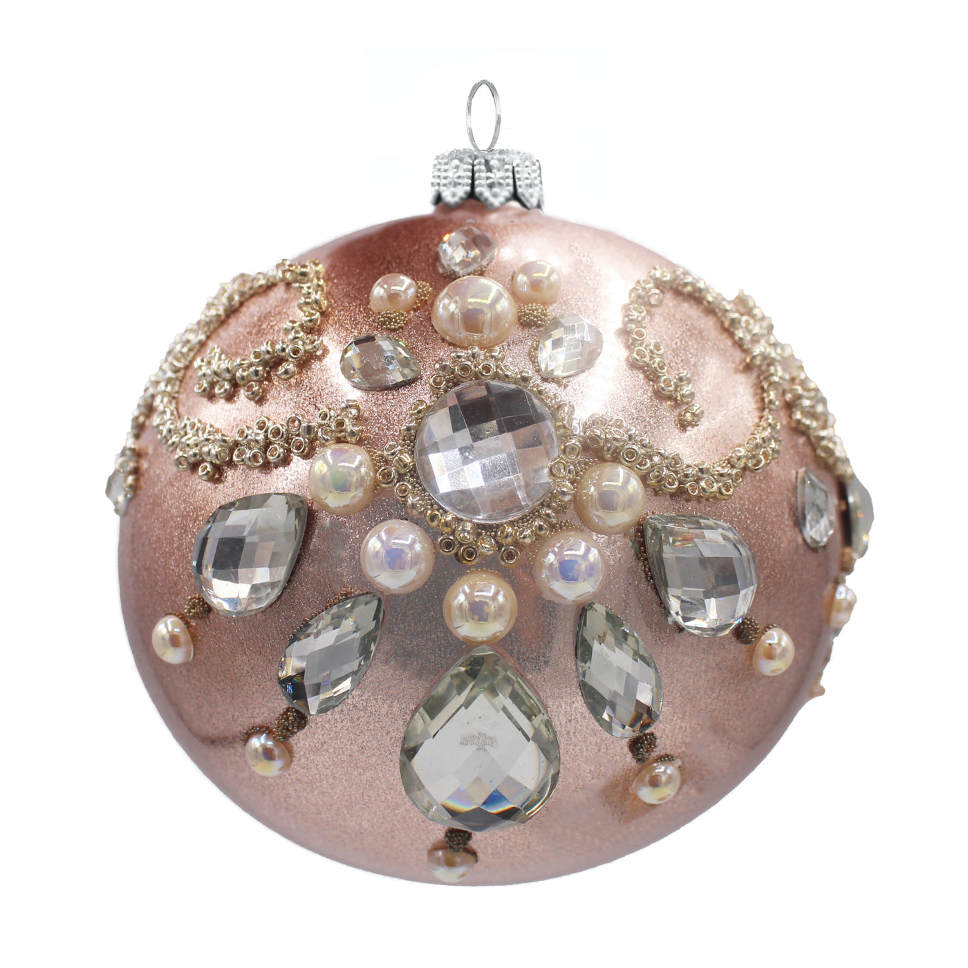 Boule de Noël en verre soufflé rose poudré ornée de strass argentés et perles nacrées