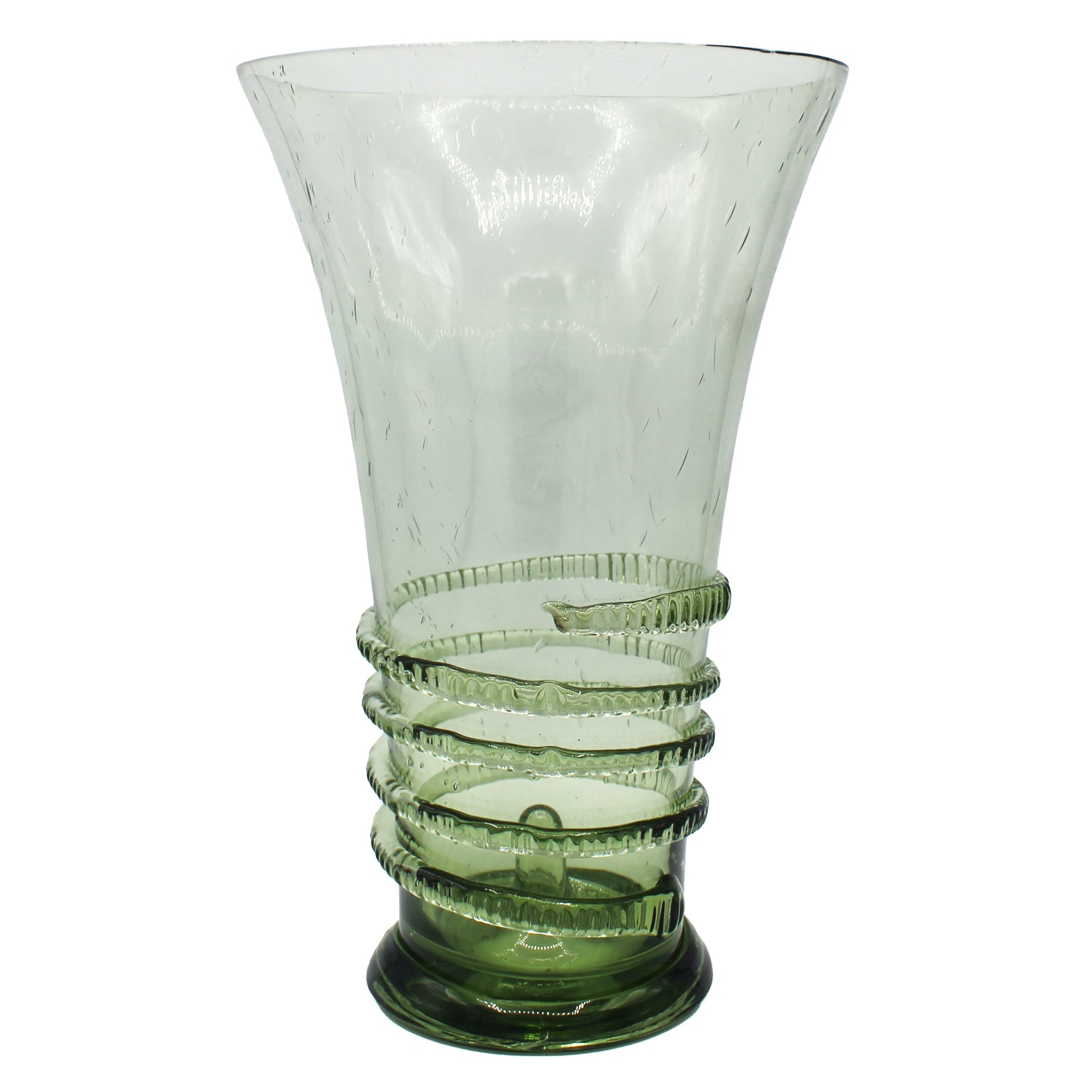 Vase en verre soufflé vert fumé à torsades, col évasé et base épaisse