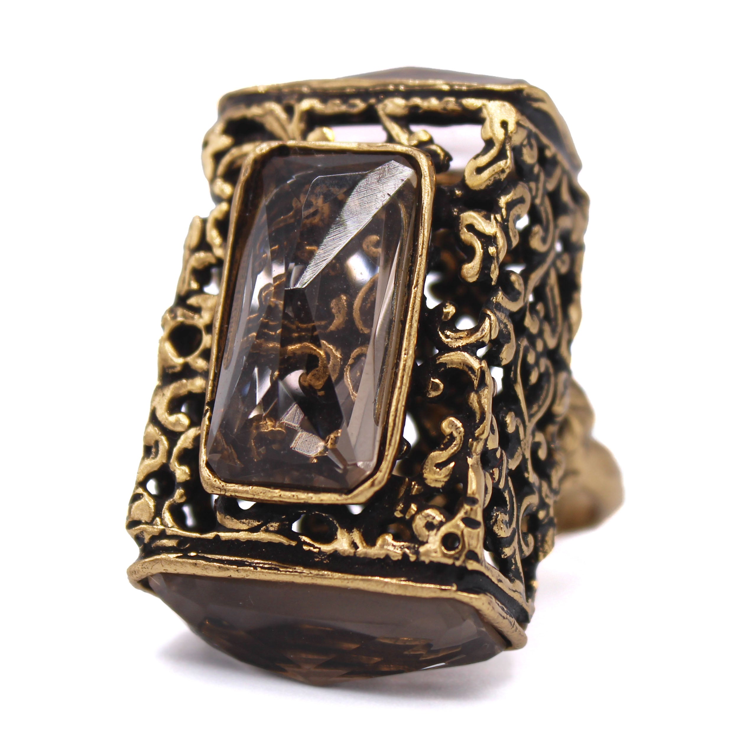 Bague ajustable en laiton doré ajouré avec quartz fumé rectangulaire