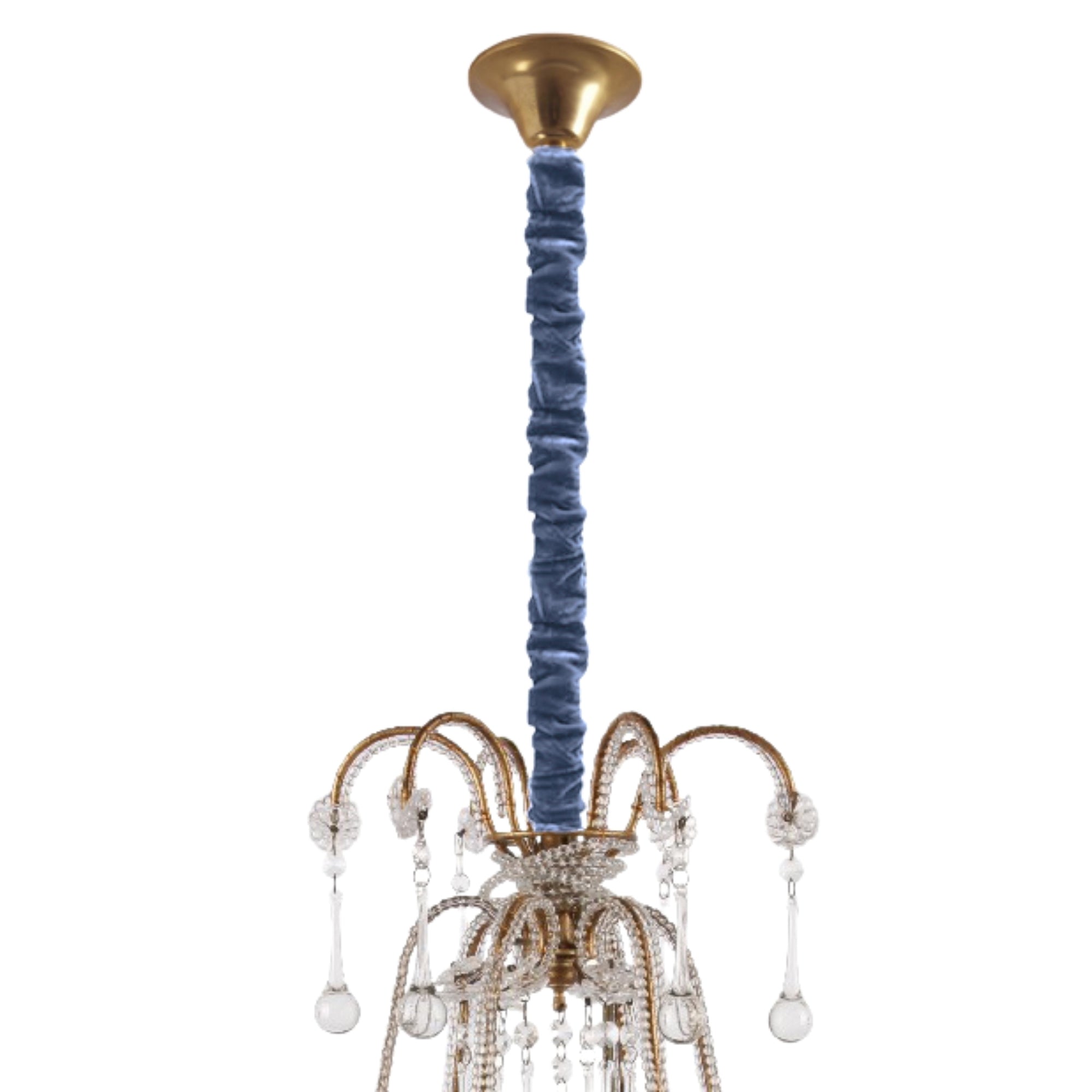 Chaussette de lustre en velours bleu gris enroulée autour d une tige, avec pampilles transparentes