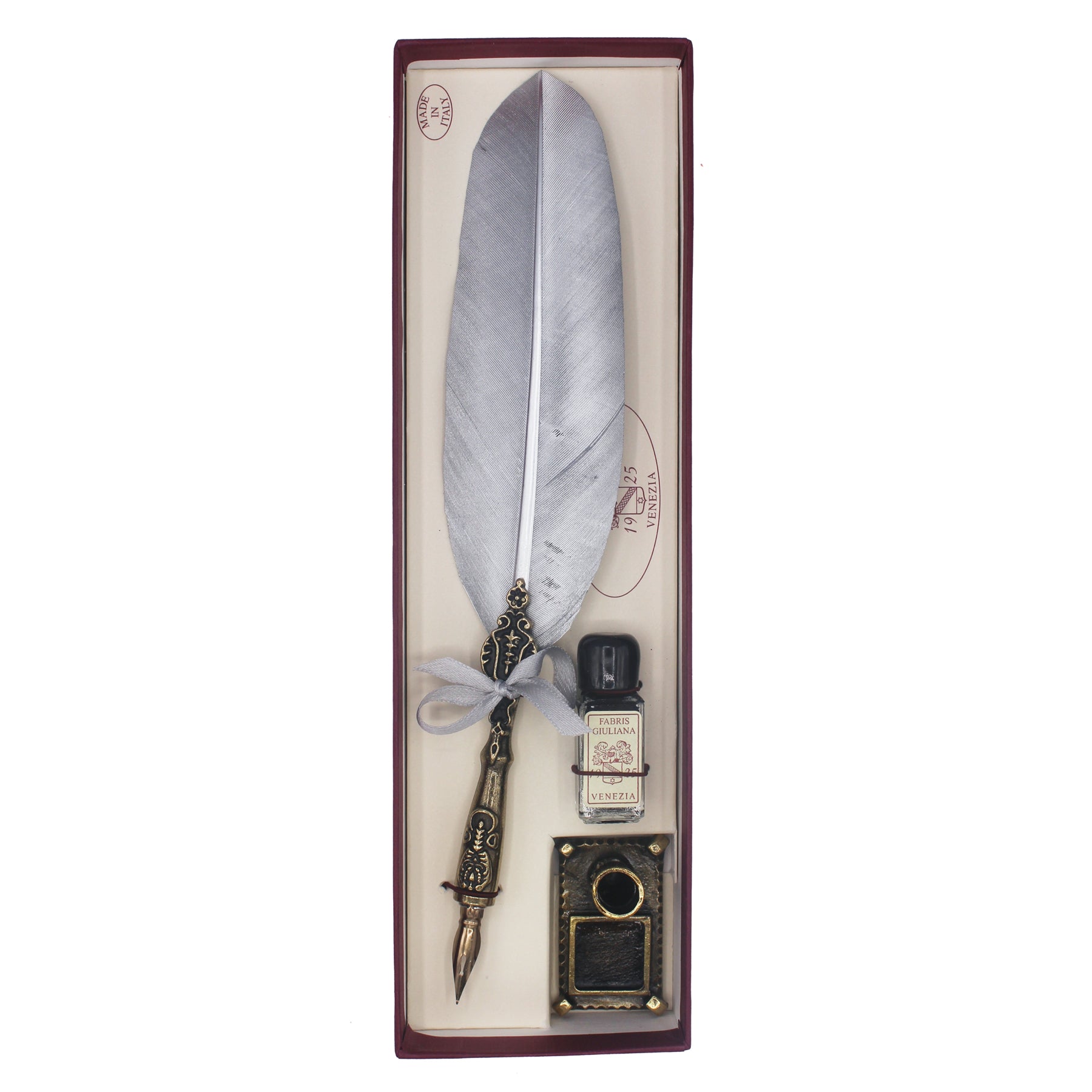 Coffret de calligraphie argenté avec plume d'oie, encrier noir et flacon d'encre
