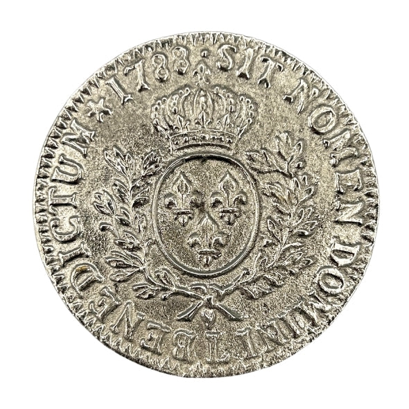 Sous-verre écu rond en métal chromé patiné argent, motif blason et couronne