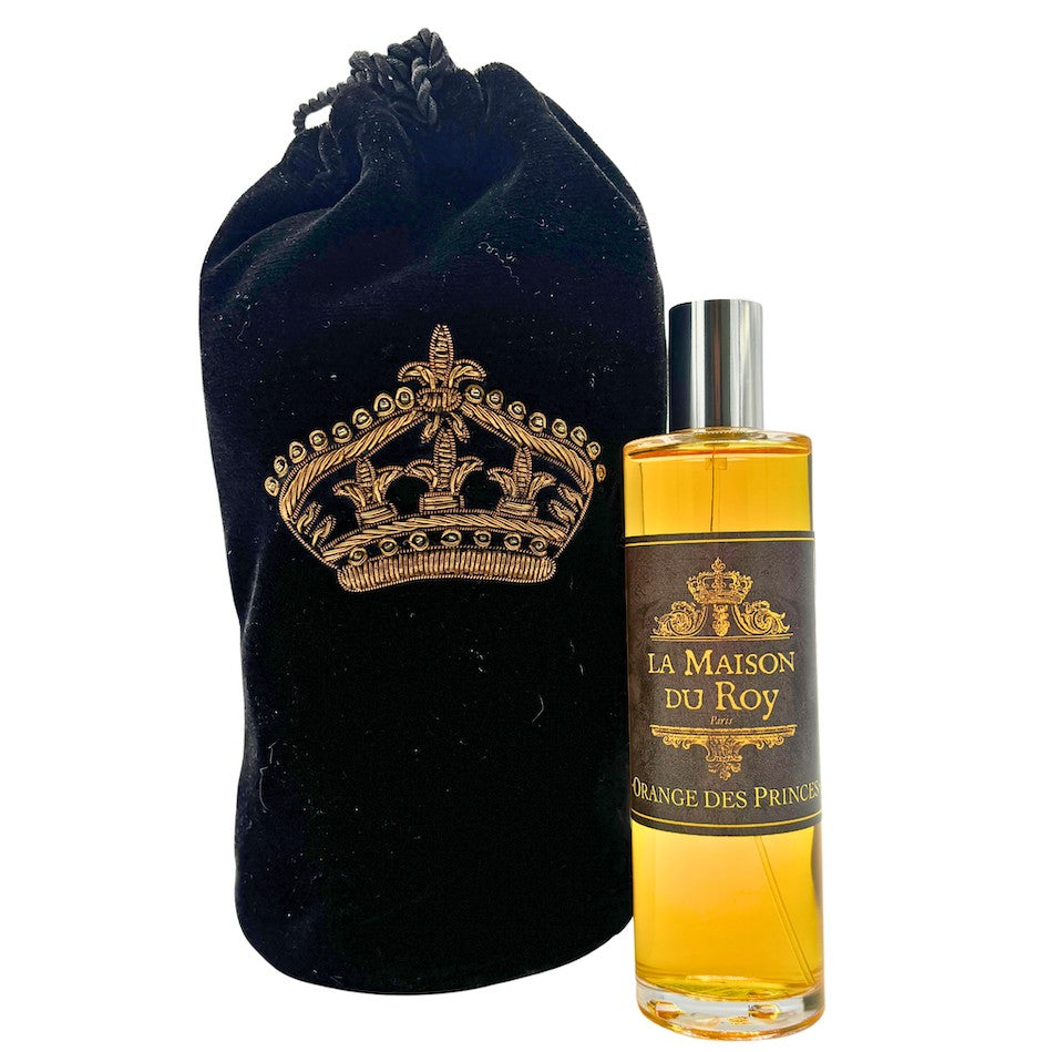 Flacon de parfum d ambiance ambré avec pochon en velours noir brodé d une couronne