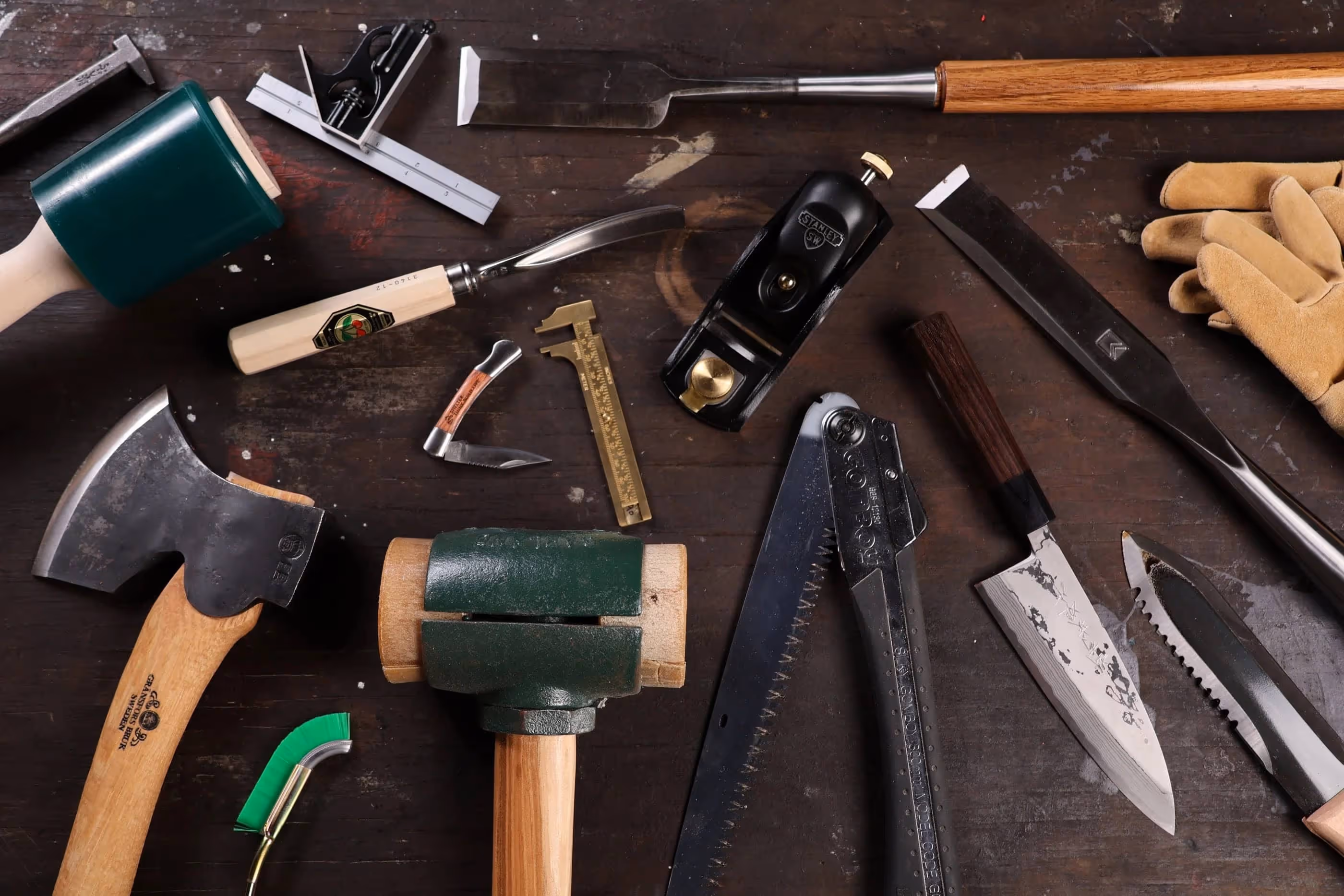 A workbench with a variety of work working tools 