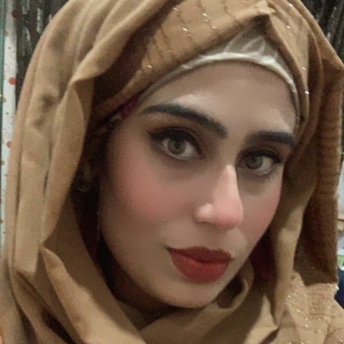 Amna N., Creative Video Editor & Motion Graphics Artist in Oman