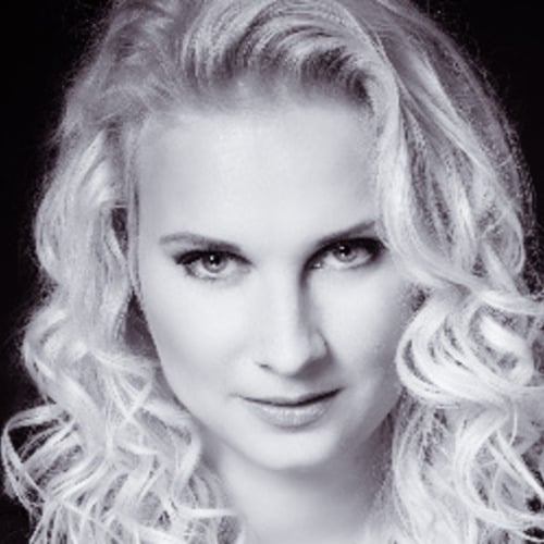 Jennifer S., Videographer Photographer Munich | Event Videos I Video Editing in Munich