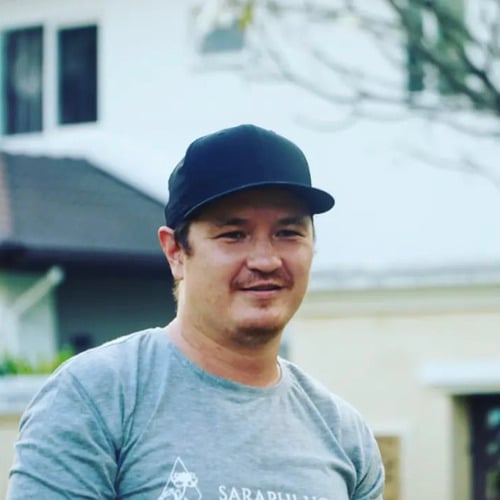 Michael D., English Writer, Editor & Proofready | Videographer/Photographer in Victoria