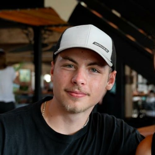 Owen Kyle G., Senior Video Editor & Growth Marketer in Queenstown
