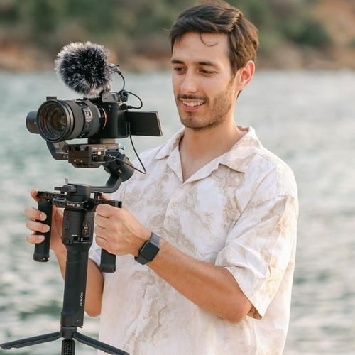 Papanelopoulos V., Videographer - video editor | Davinci Resolve I veo 3.0 in Athens