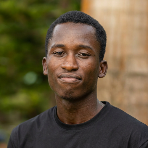 Prosper O., Network & System Administration | IT Support | Creative Designer in Malaga