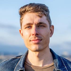 Tyler Hansen, Camera Operator in Arizona