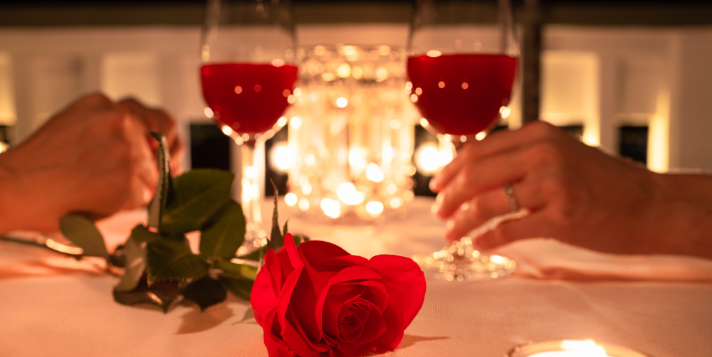 How to Create a Perfect Romantic Evening in Your Hotel Room