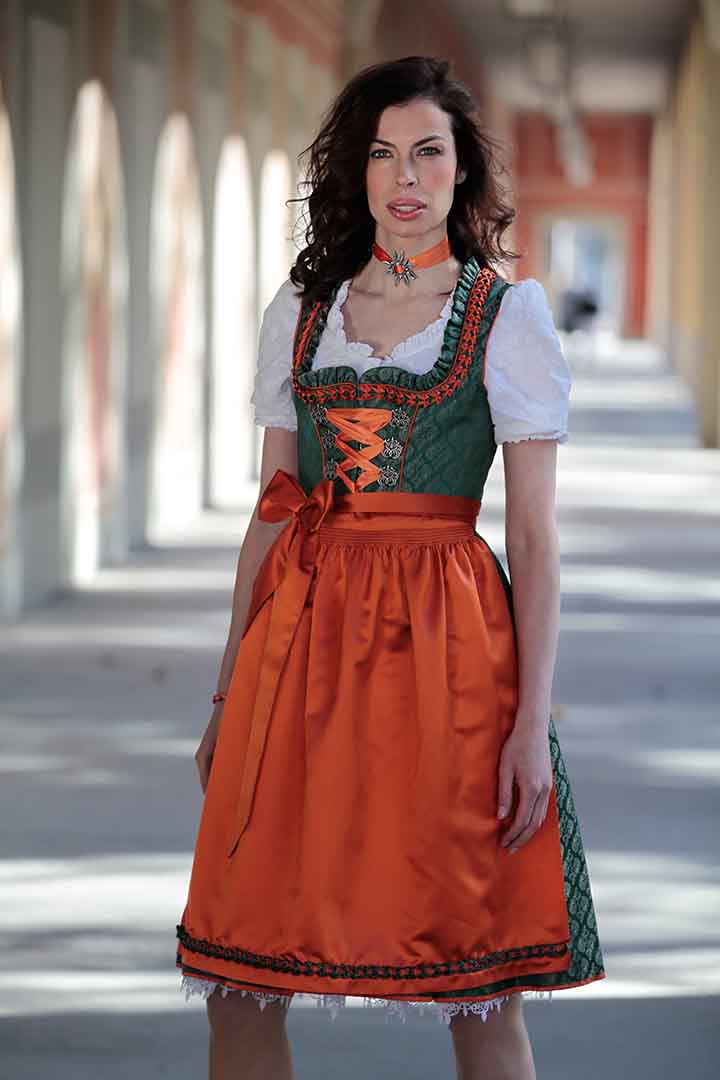 model shooting für tracht mit makeup von petra nedelcu