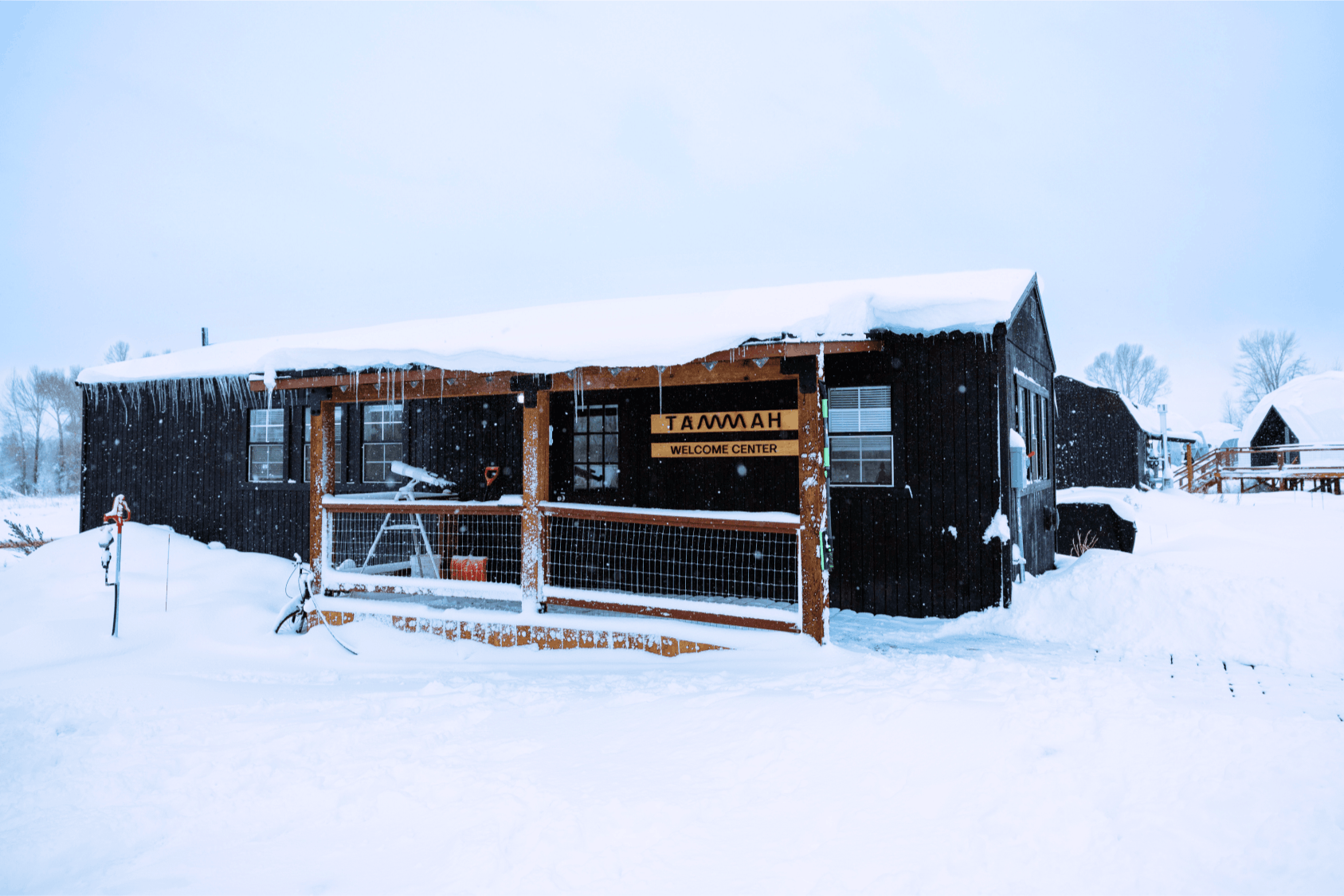 Mirror and bunk bed in geodesic dome