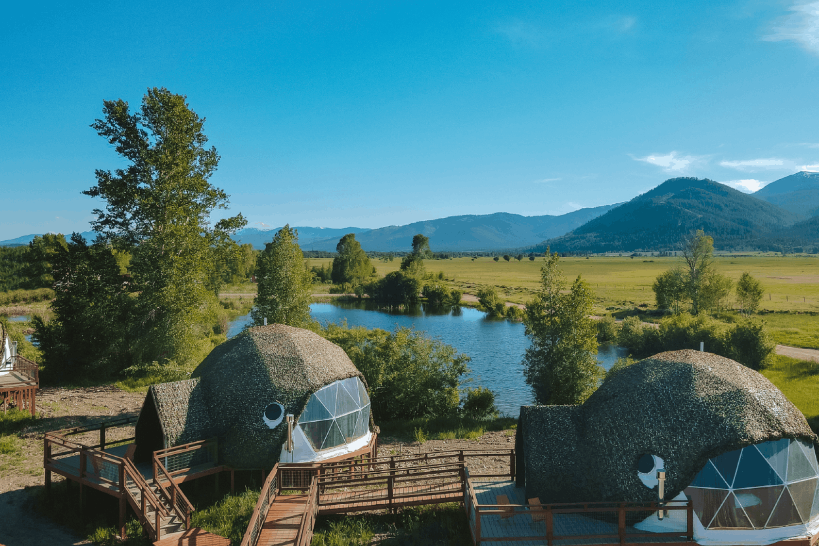 Mirror and bunk bed in geodesic dome