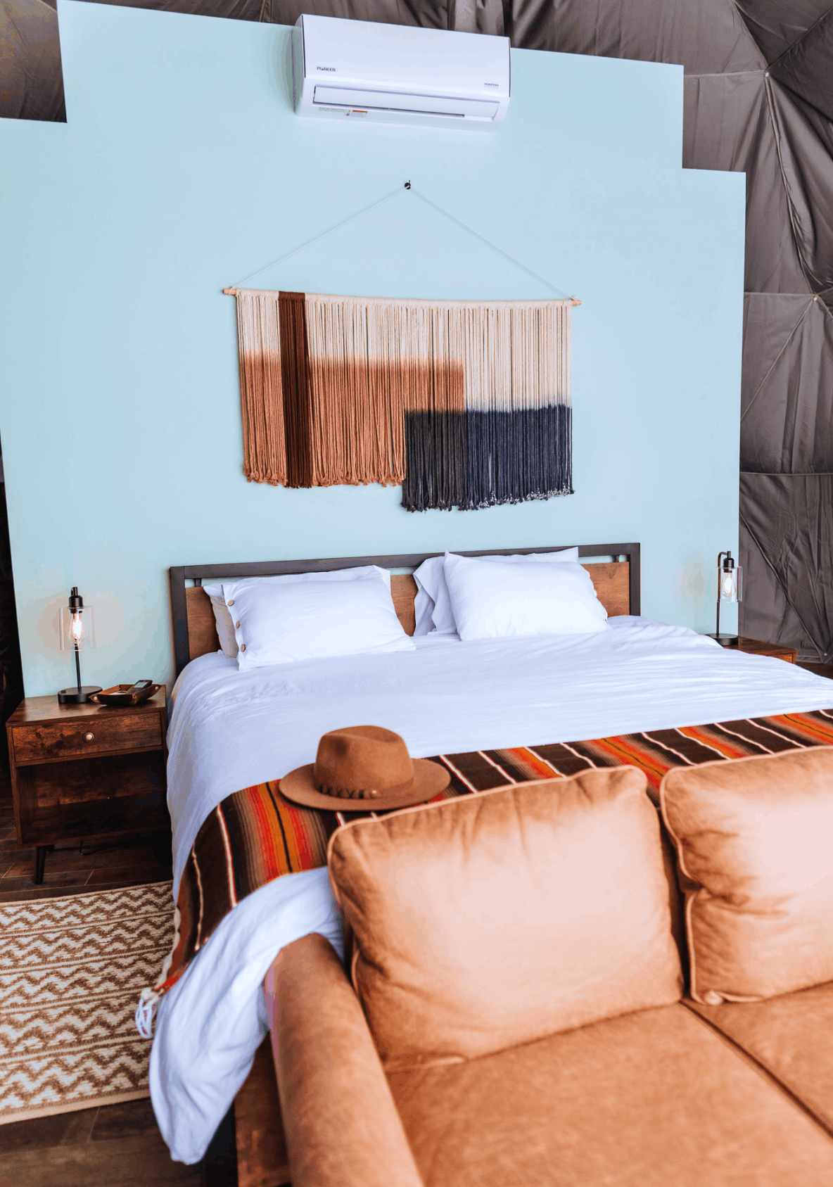 Bunk bed in geodesic dome