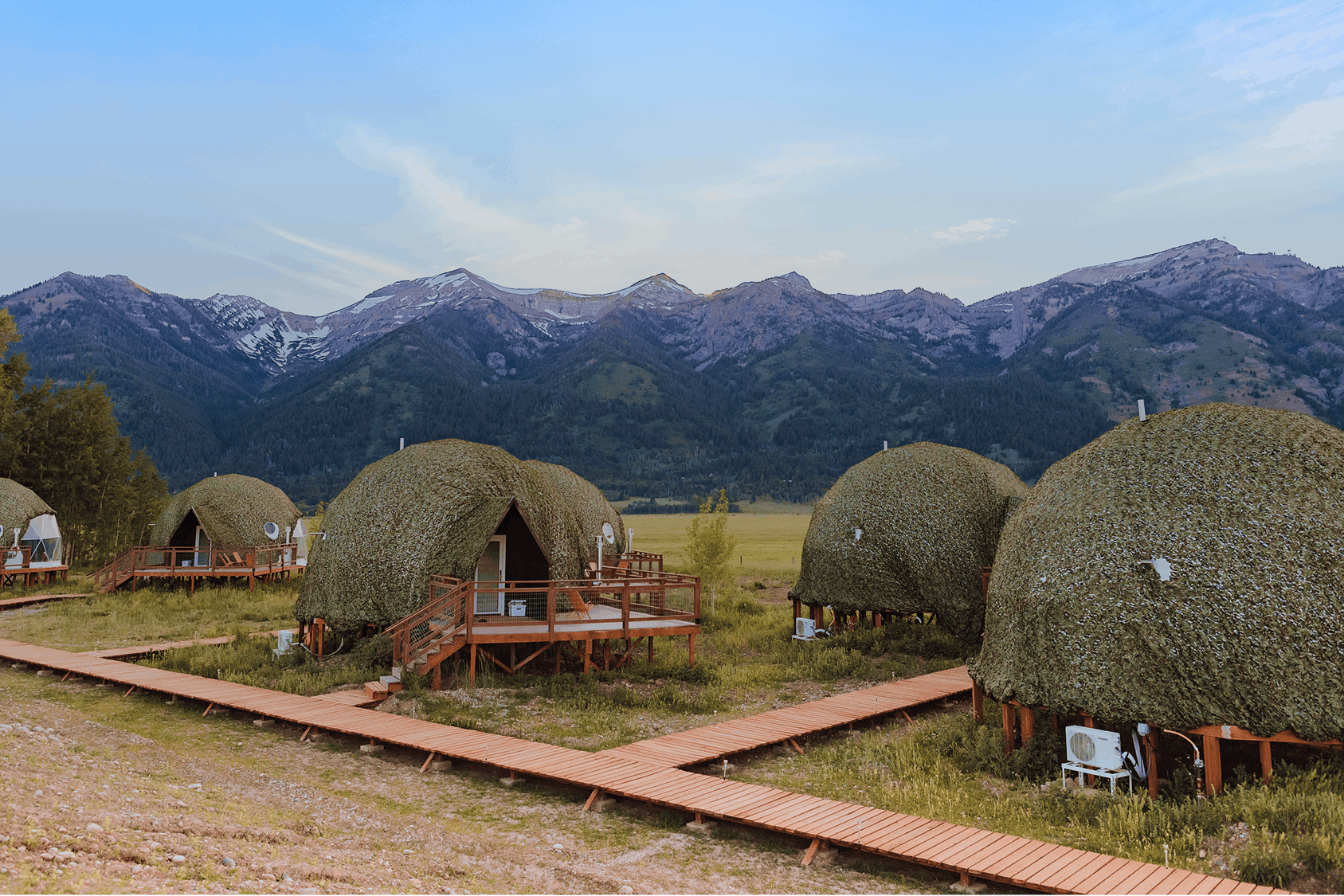 TA Moulton barn in the summer