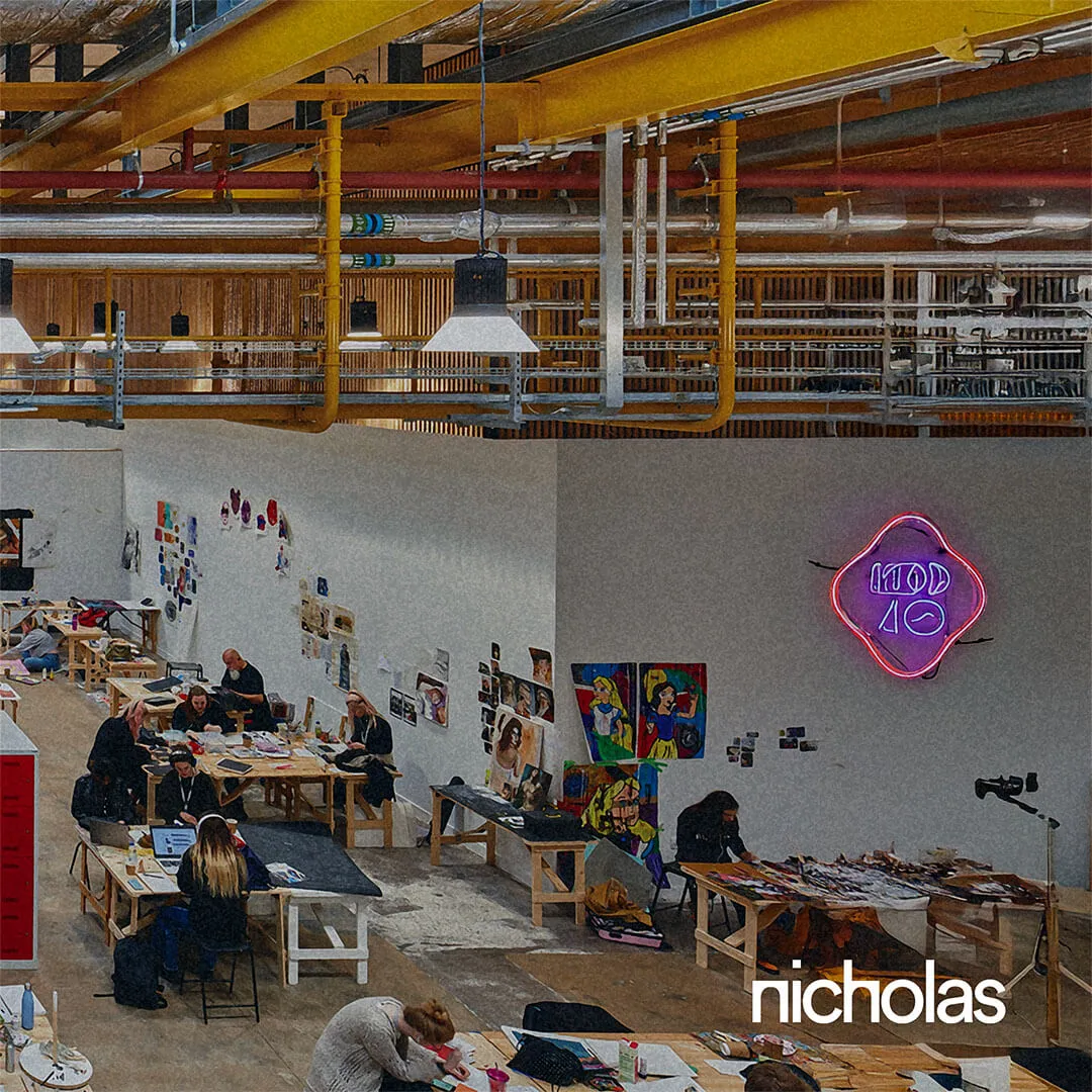 Contemporary educational architecture designed for collaboration, independence and acoustic comfort