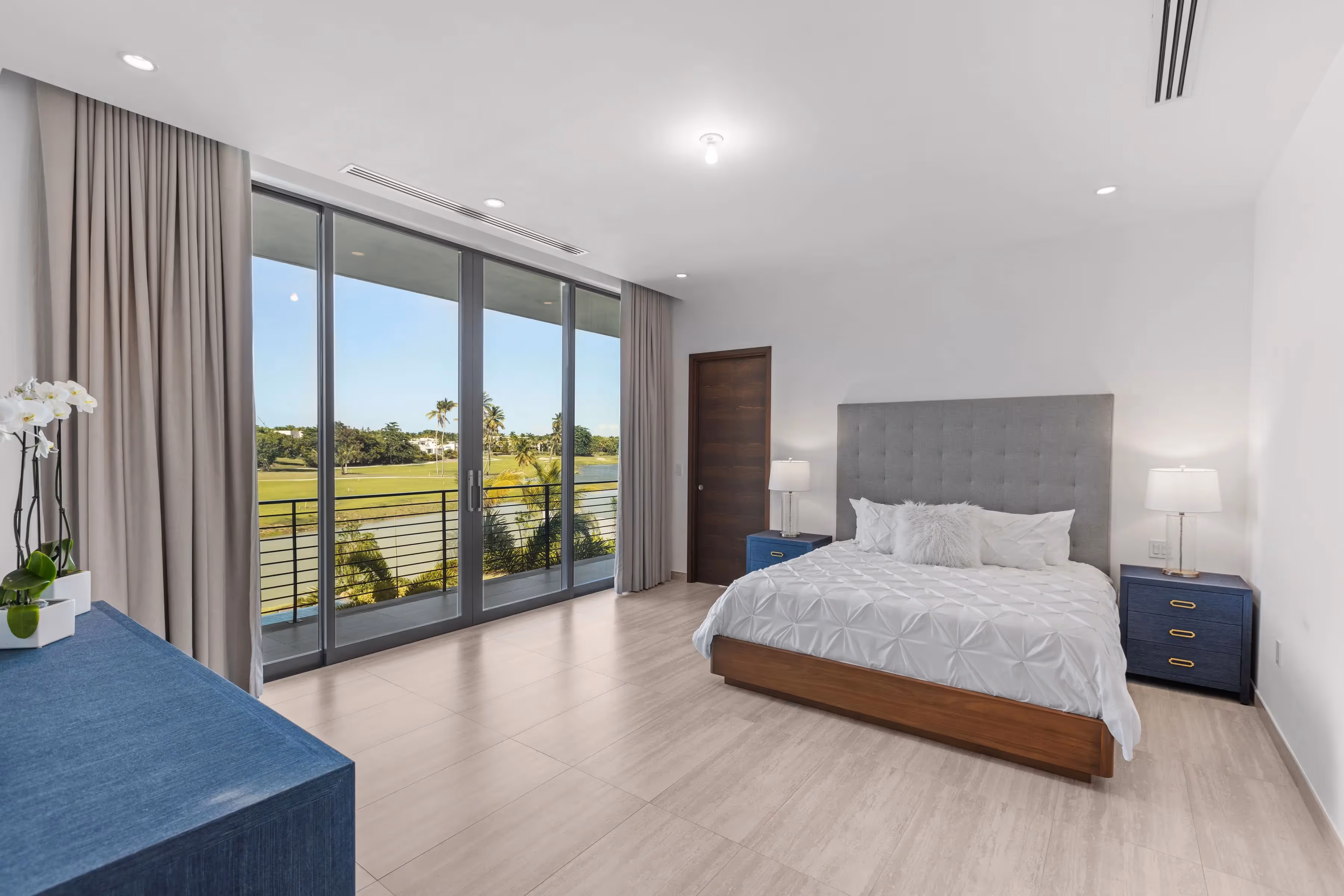 Retractable sliding glass doors in The Isles