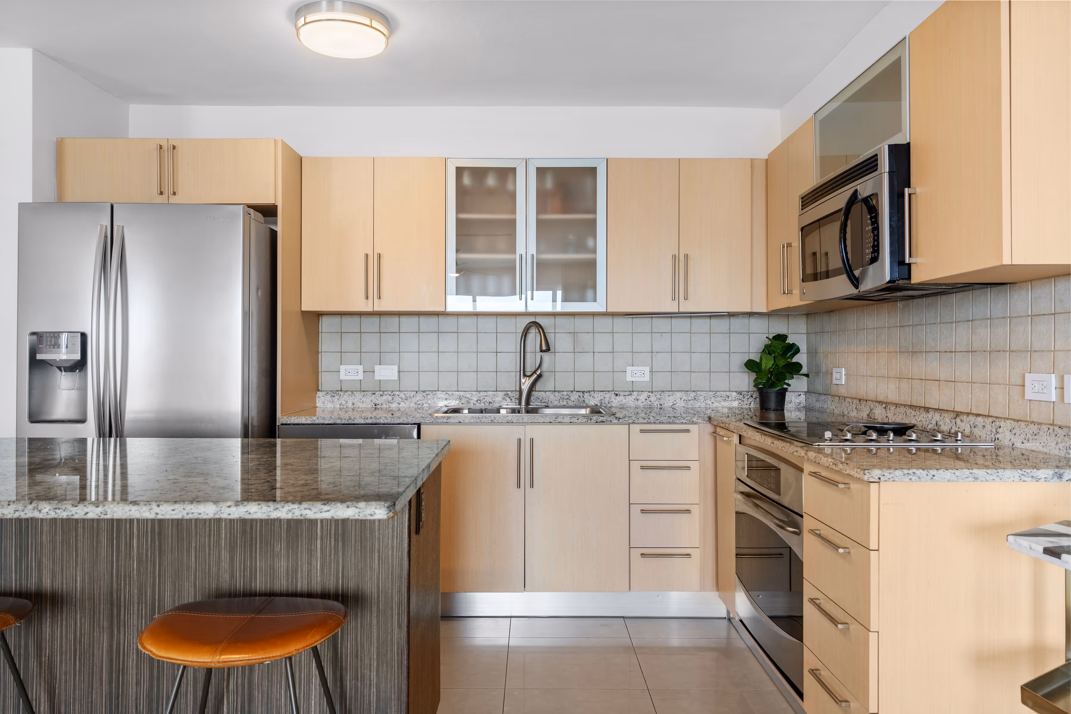 Fully furnished condo featuring smart lighting and contemporary decor in Santurce