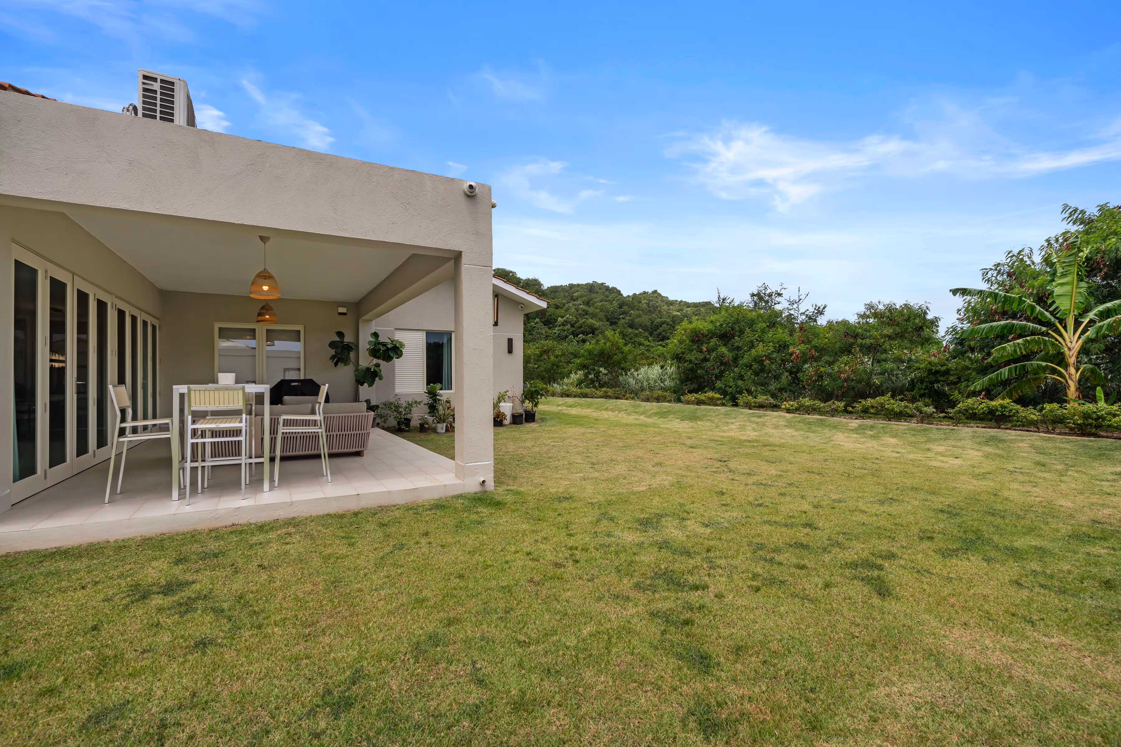 Eco-conscious luxury residence with cistern and water softener
