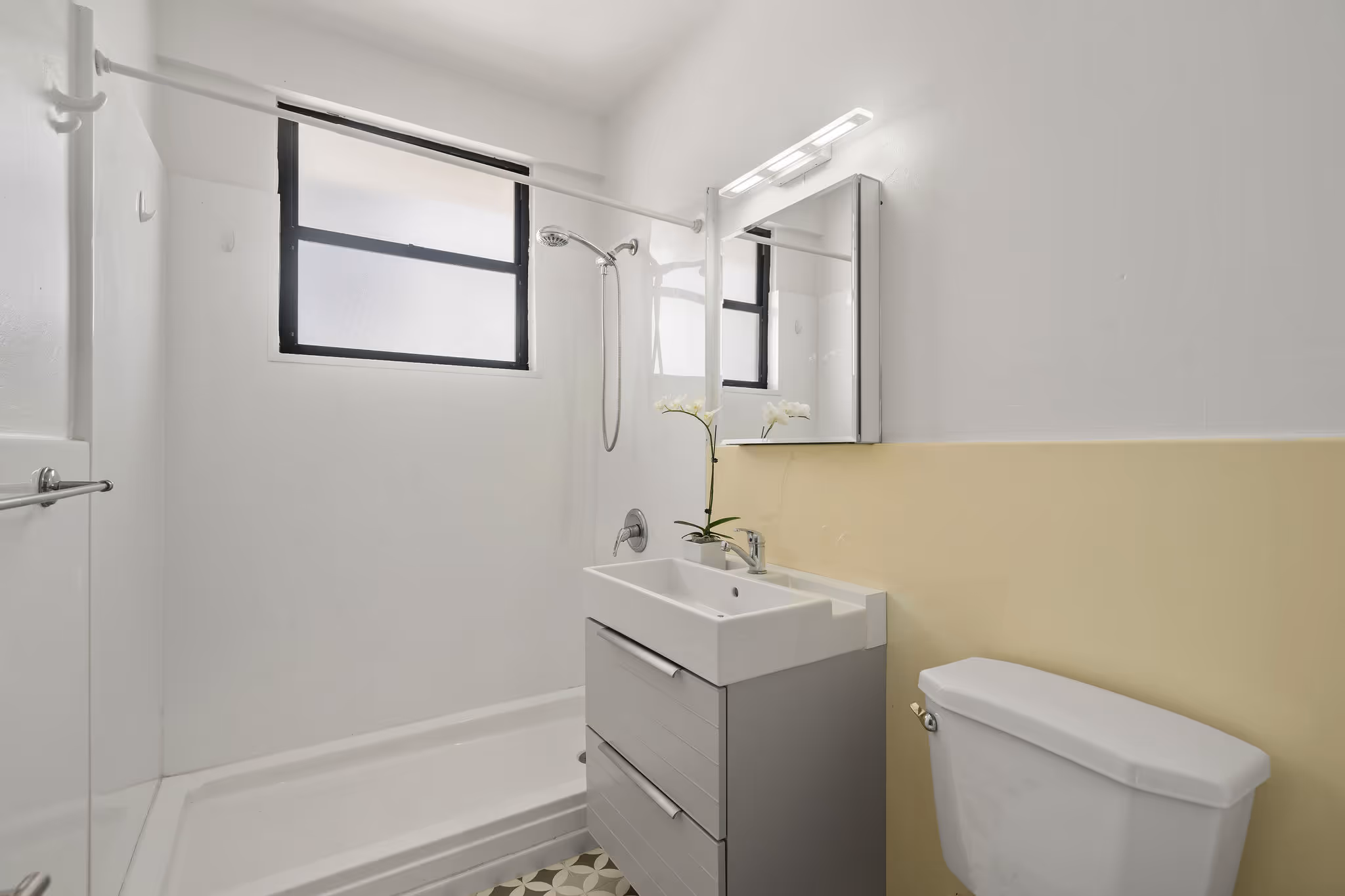 Modern bathroom with quality finishes in Condado condo