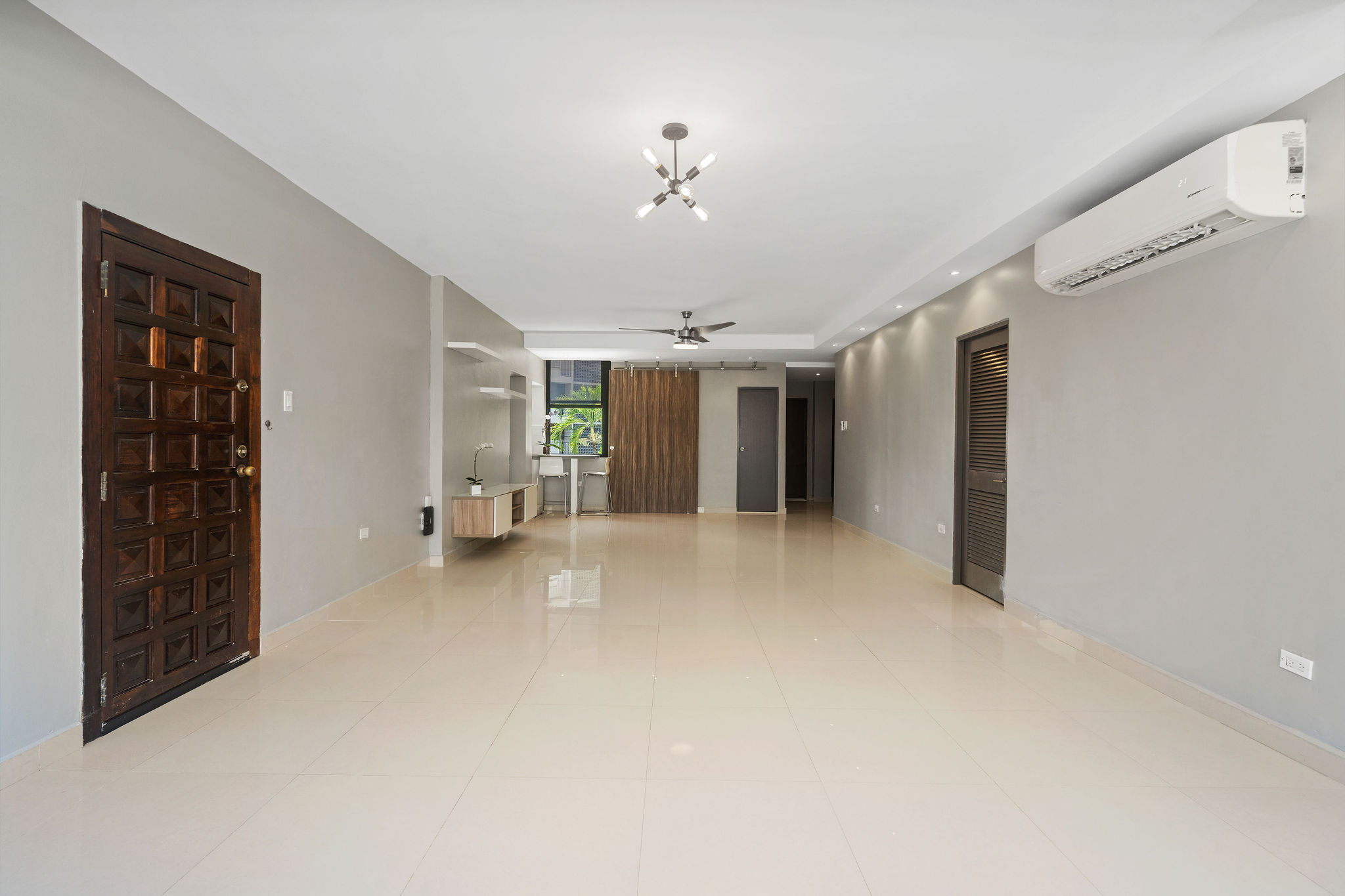 Modern kitchen with high-end finishes and appliances