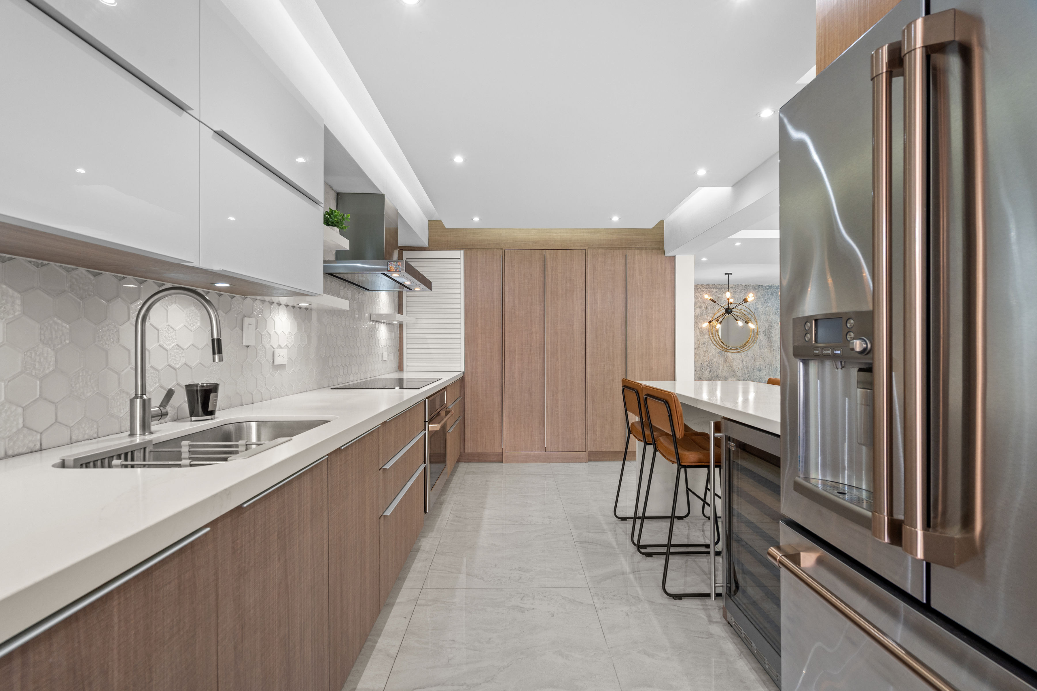 Astralis Isla Verde kitchen detail with stainless steel appliances and modern finishes