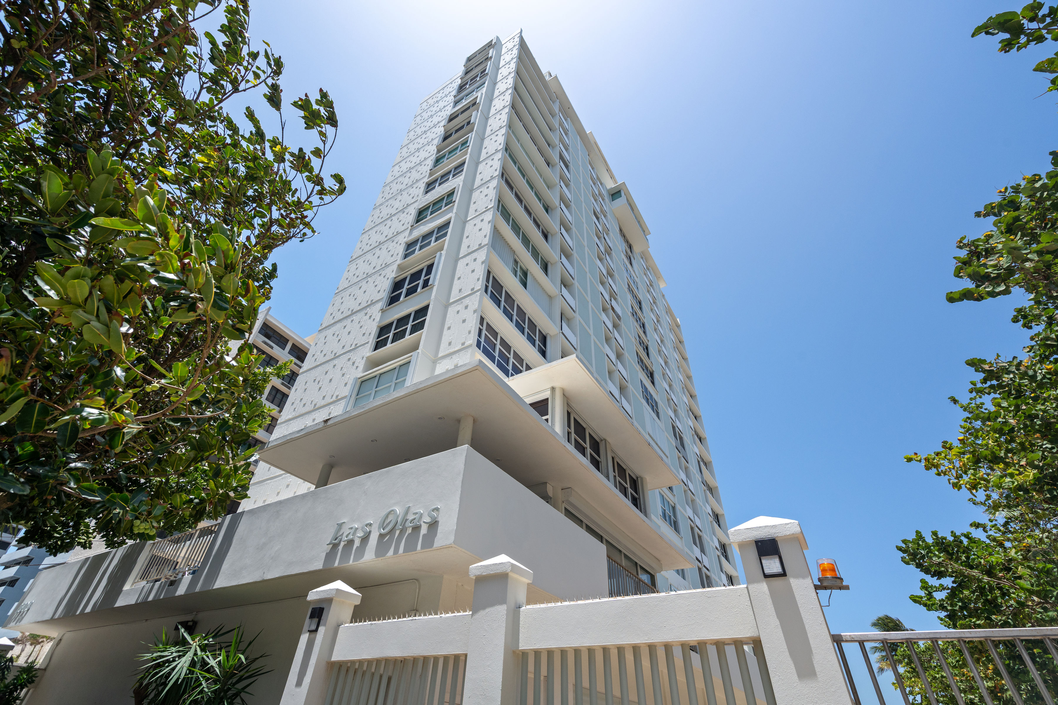 Las Olas Condado beachfront condominium exterior on Ashford Avenue