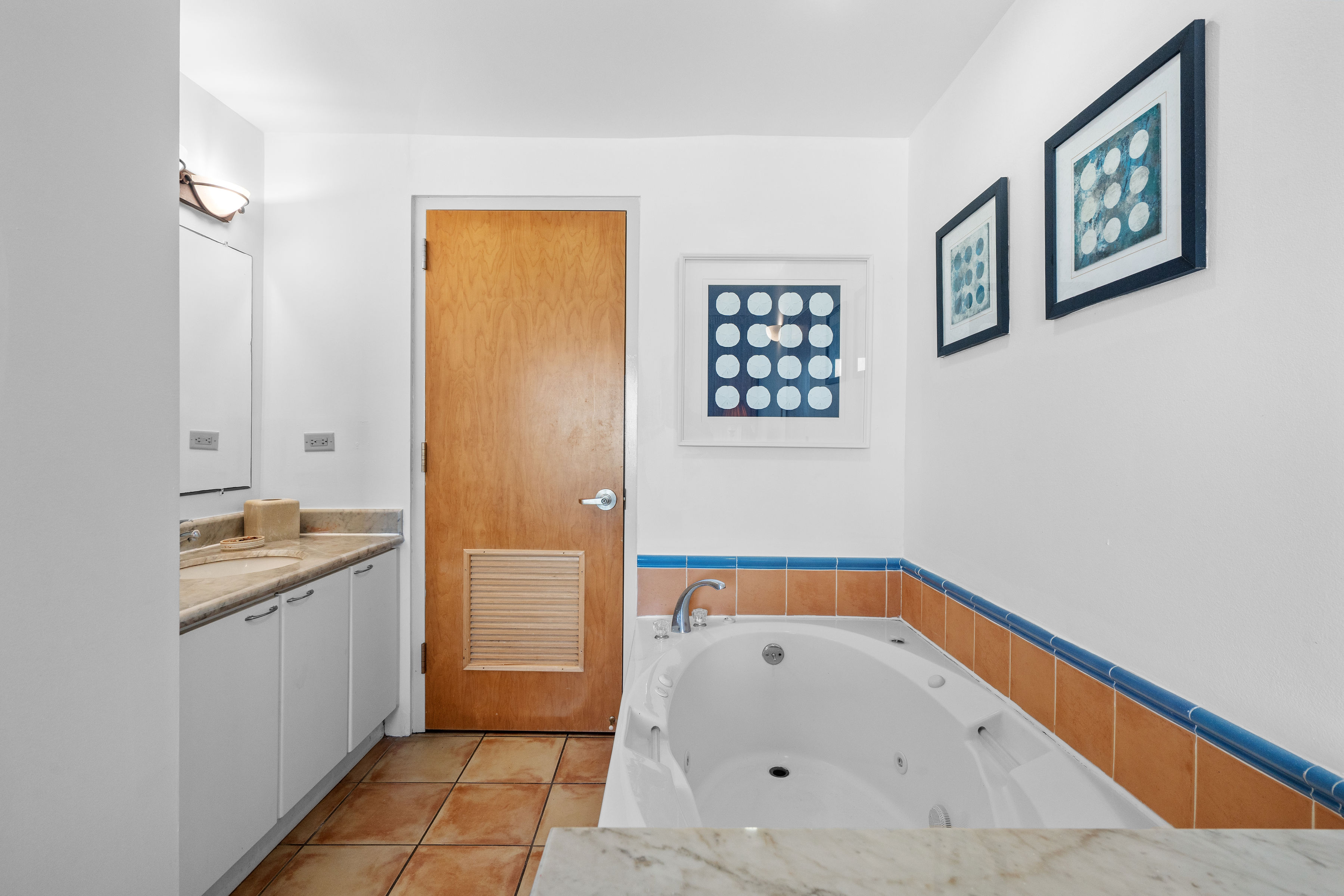 Embassy Villas, Dorado del Mar | Primary bathroom with bathtub and vanity