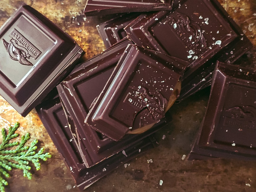 dark chocolate squares - Diet for focus