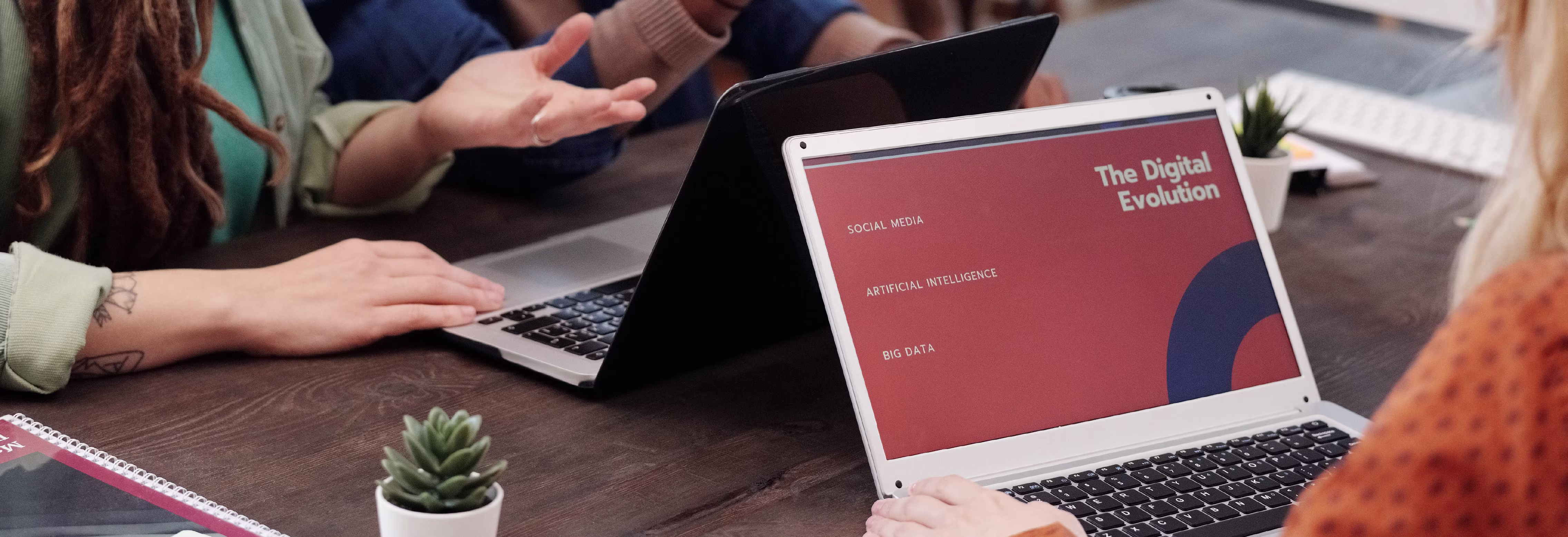 What is a Full-Service Digital Agency?