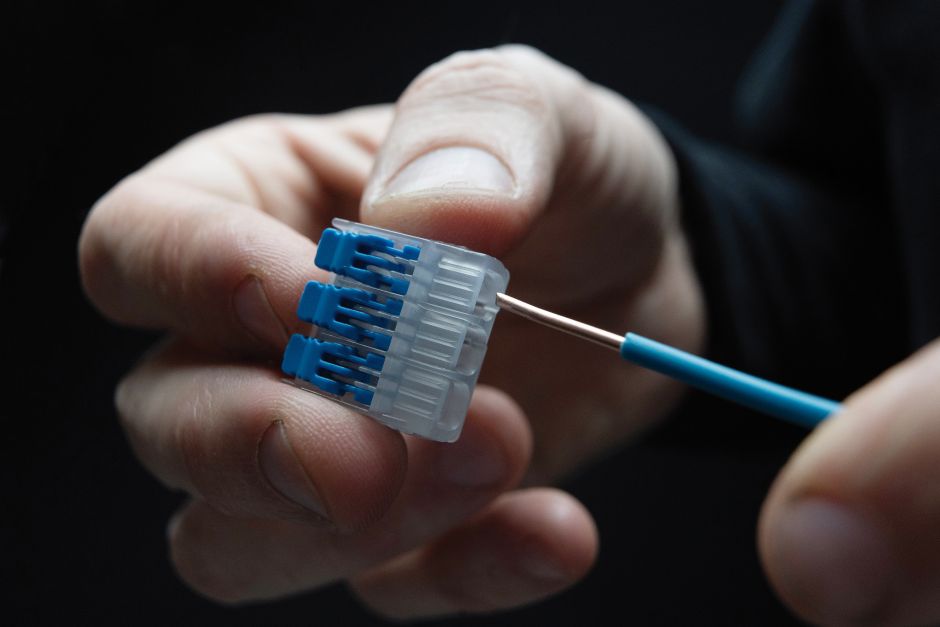 Hebelklemme für werkzeuglose Installation